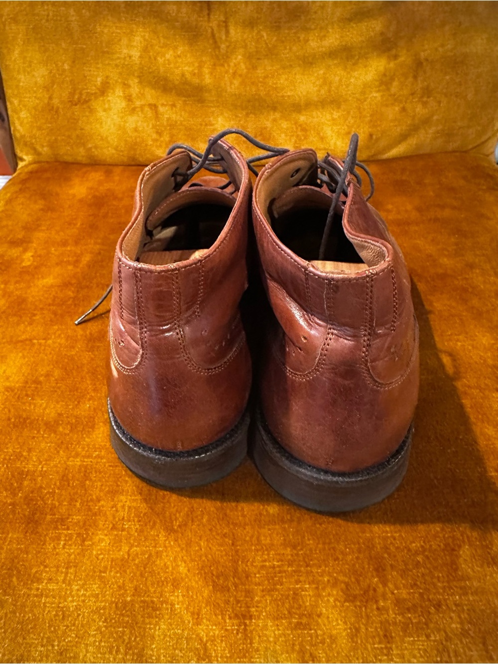 Johnston & Murphy Chestnut Leather Chukka Boots